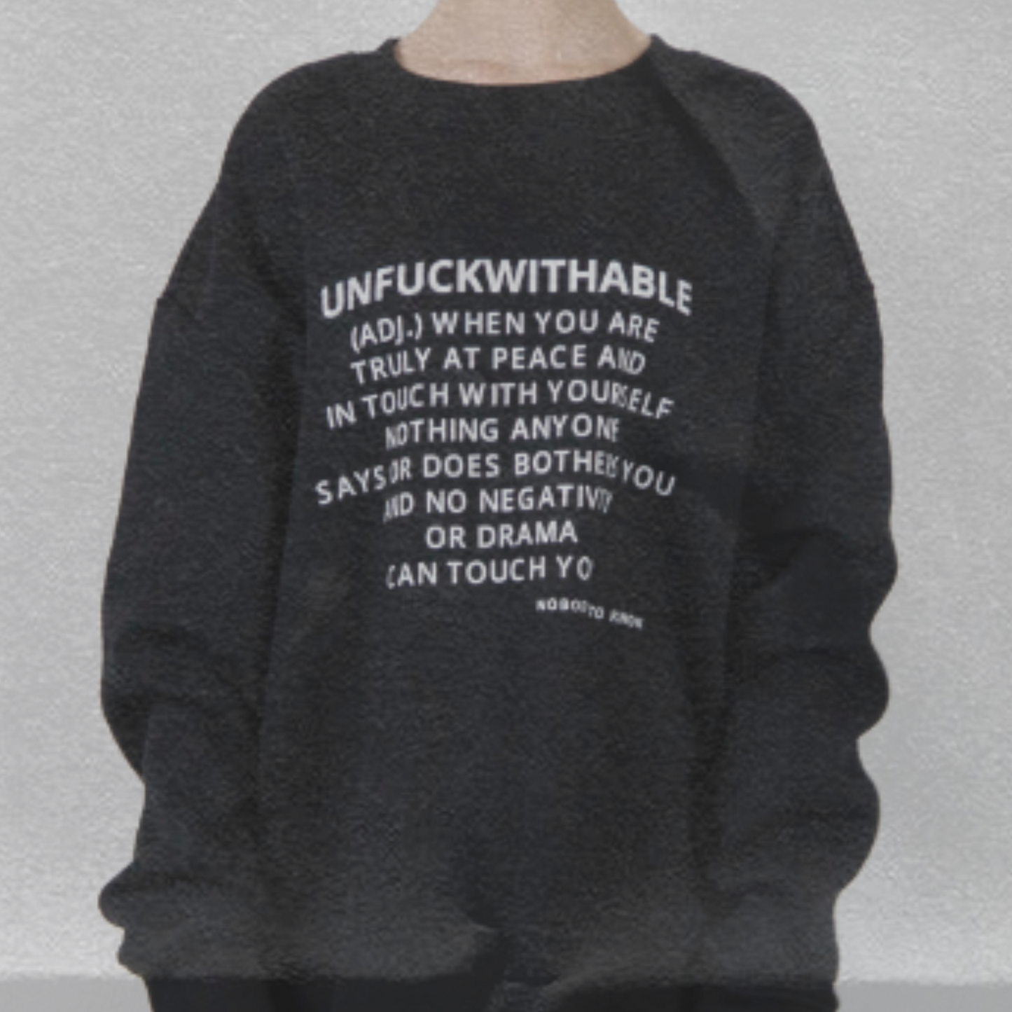 T-shirt black