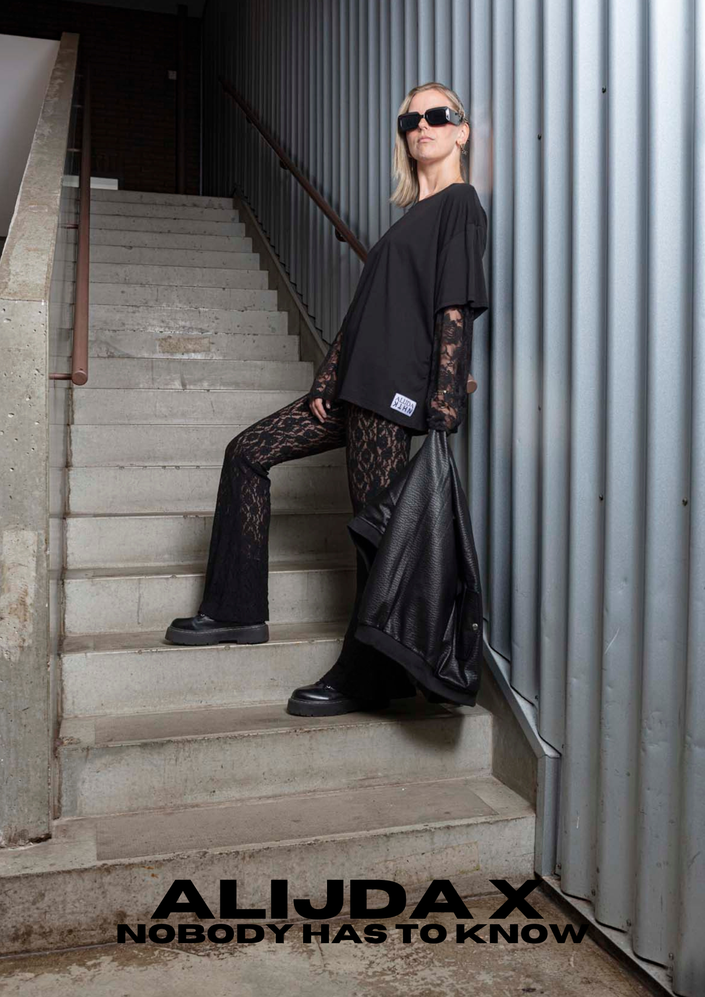 ALIJDA X NHTK Lace-Sleeved T-Shirt