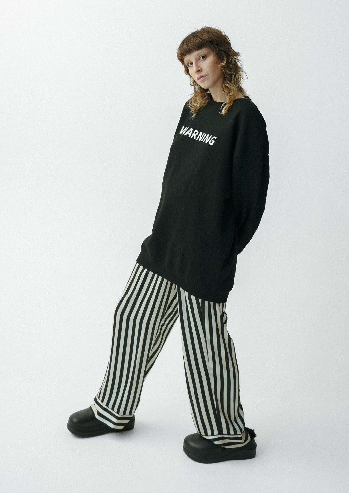 Warning Sweater Black