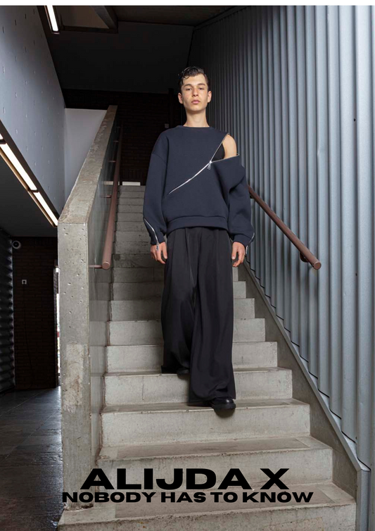 ALIJDA X NHTK Oversized Sweater Zipper