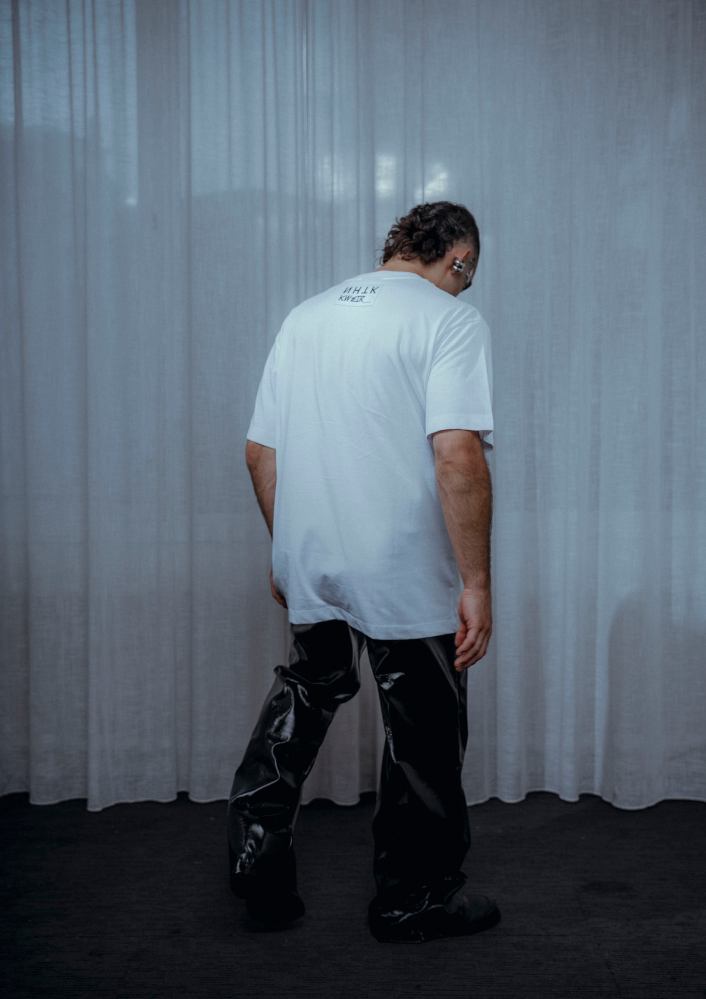 T-Shirt White PROTECT ALL THE DOLLS